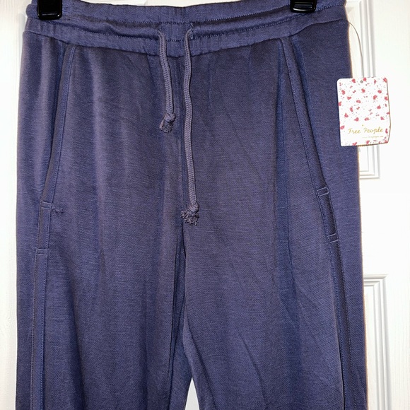 NWT Free People Back Into It joggers - Picture 4 of 6